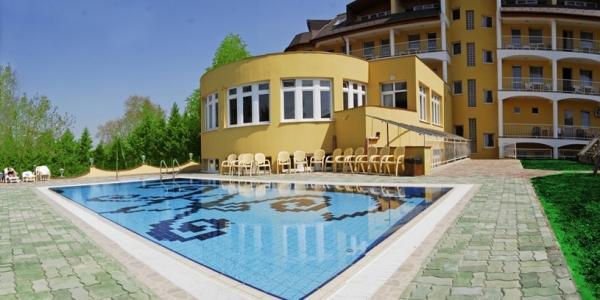 Aphrodite **** - Venus ***+ Hotel