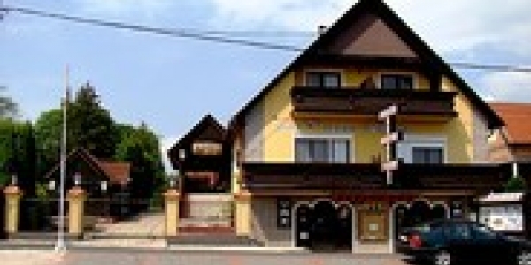 Fekete Macska Panzió és Étterem