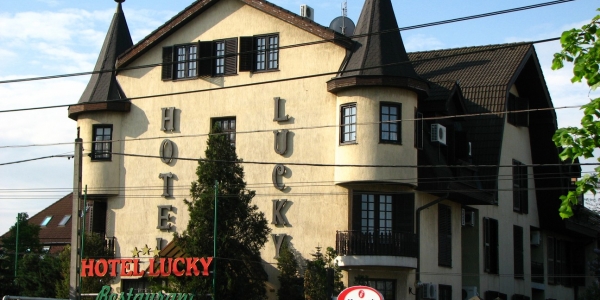 Hotel Lucky