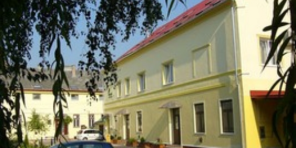 OÁZIS HOTEL
