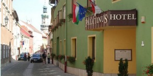 Palatinus Szálló